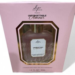 Booty Parlor – Unforgettable Amour
Luxurious Hair & Body Mist with Pheromones